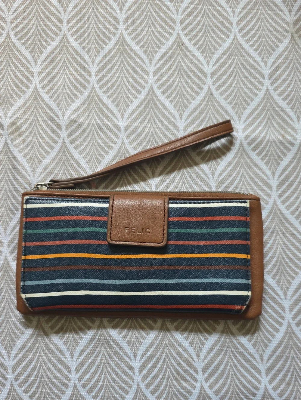 Relic Navy Multi-Stripe Wristlet with Tan Trim